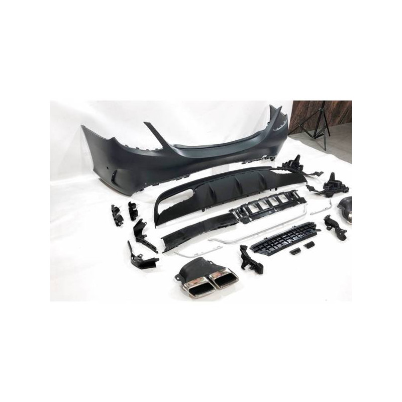 Pare-Chocs Arrière look C63 AMG pour Mercedes W205 2014-2018 4P Berline