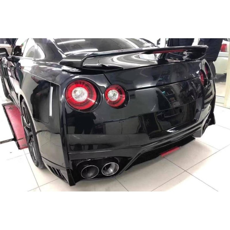 Kit Carrosserie pour Nissan Skyline R35 2008-2015 Look 2017