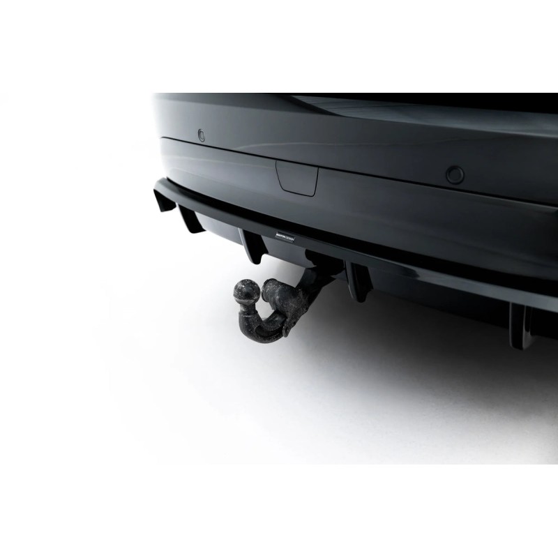 Kit carrosserie Maxton Design Land Rover Discovery HSE Mk5 restylée (2021+) : lame avant, bas de caisse, lame arrière, becquet