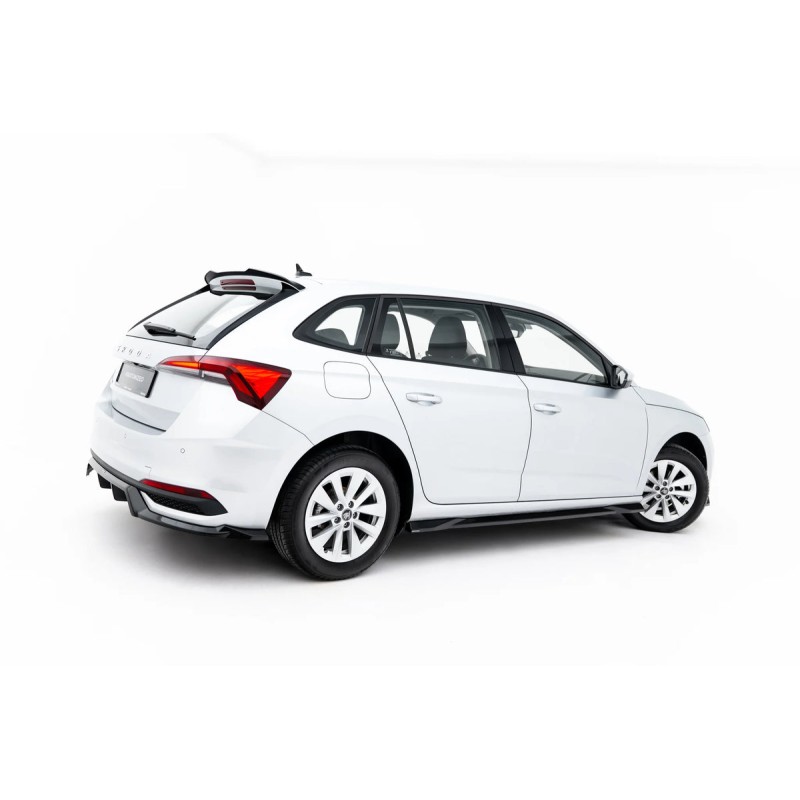 Kit carrosserie Maxton Design Skoda Scala Mk1 restylée (2023+) : lame avant, bas de caisse, lame arrière, becquet