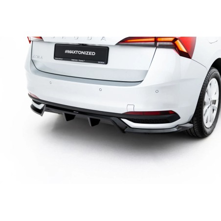 Kit carrosserie Maxton Design Skoda Scala Mk1 restylée (2023+) : lame avant, bas de caisse, lame arrière, becquet