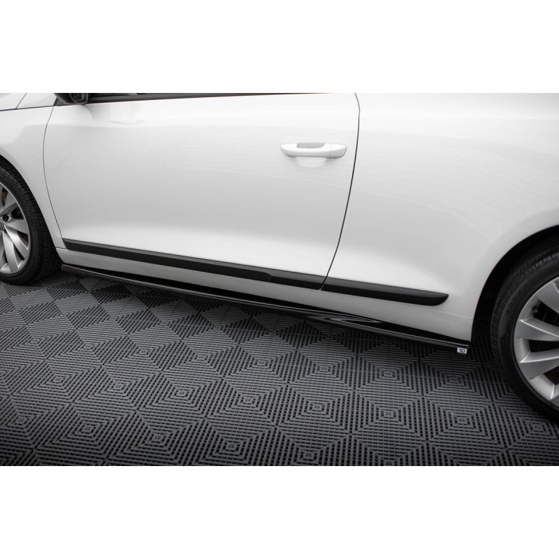 Kit carrosserie Maxton Design Volkswagen Scirocco Mk3 restylée (2014-2017) : lame avant, bas de caisse, lames arrière, becquet