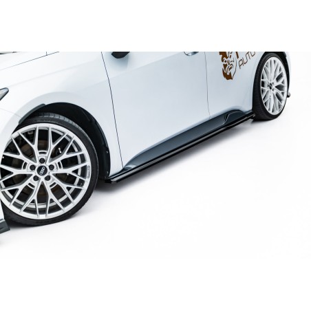 Kit carrosserie Maxton Design Cupra Born Mk1 (2021+) : lame avant, bas de caisse, lame arrière, becquet