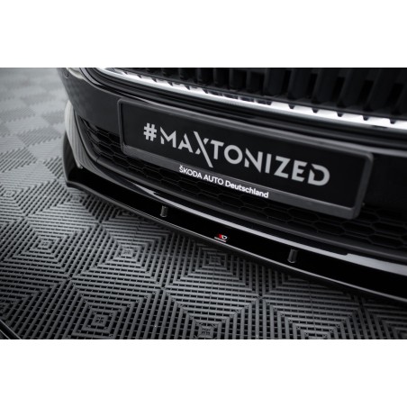 Kit carrosserie Maxton Design Skoda Scala Mk1 (2019-2023) : lame avant, bas de caisse, diffuseur arrière, lames arrière, becquet