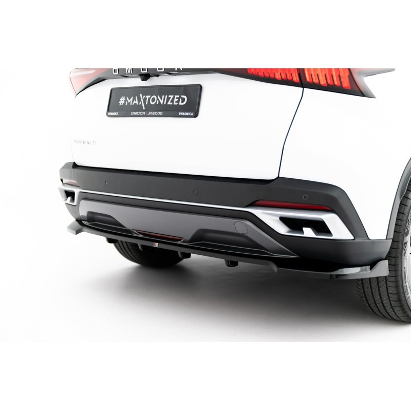 Kit carrosserie Maxton Design Omoda 5 Mk1 (2022+) : lame avant, bas de caisse, lame arrière, becquet