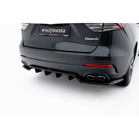 Kit carrosserie Maxton Design Maserati Levante GT Mk1 restylée (2016-2024) : lame avant, bas de caisse, lame arrière, becquet