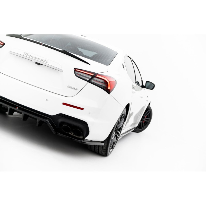 Kit carrosserie Maxton Design Maserati Ghibli Modena Mk3 restylée (2017-2020) : lame avant, bas de caisse, lame arrière, becquet