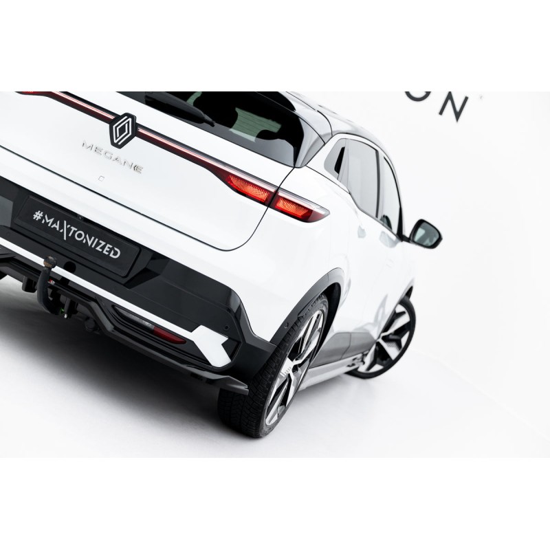 Kit carrosserie Maxton Design Renault Megane E-Tech Electric Mk1 (2022+) : lame avant, bas de caisse, lame arrière, becquet