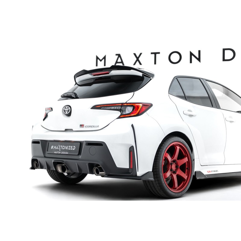 Kit carrosserie Maxton Design Toyota GR Corolla Mk12 V.2 (2022-2024) : lame avant, bas de caisse, lames arrière, becquet