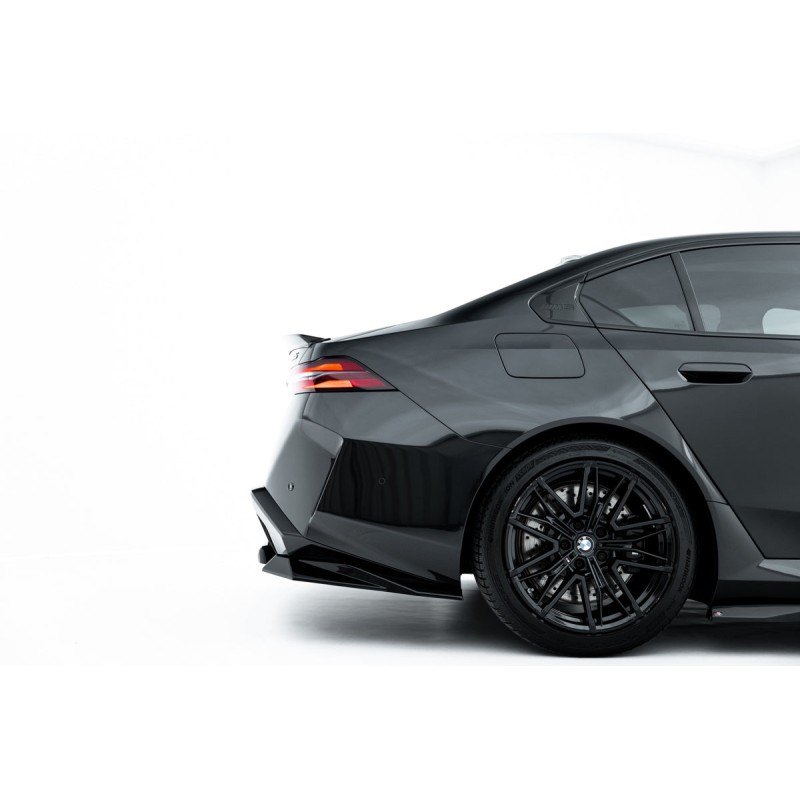 Kit carrosserie Maxton Design BMW M5 Berline G90 (2024+) : lame avant, bas de caisse, lame arrière, becquet