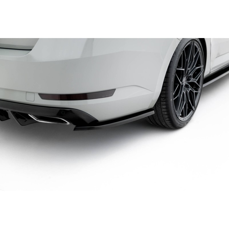 Kit carrosserie Maxton Design Skoda Superb Liftback Mk3 (2015-2019)