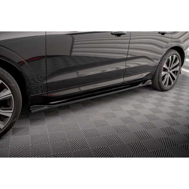 Kit carrosserie Maxton Design Volvo XC60 R-Design Mk2 restylée (2021+) : lame avant, bas de caisse, lame arrière, becquet