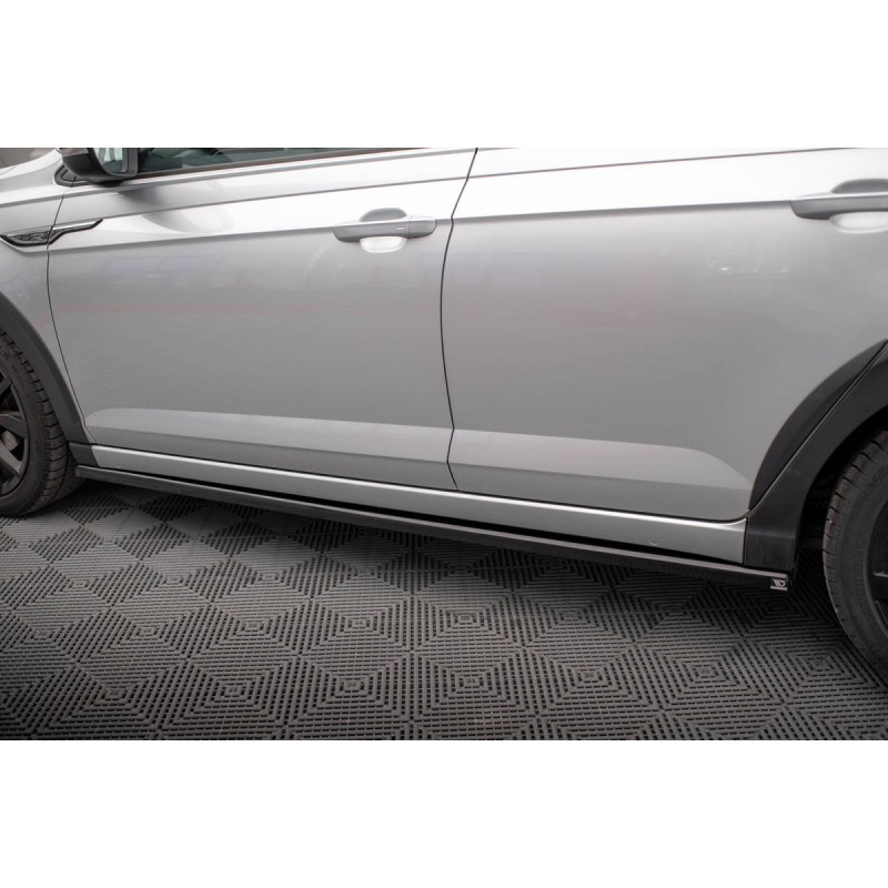 Kit carrosserie Maxton Design Volkswagen Taigo R-Line Mk1 (2021+) : lame avant, bas de caisse, lame arrière, becquet