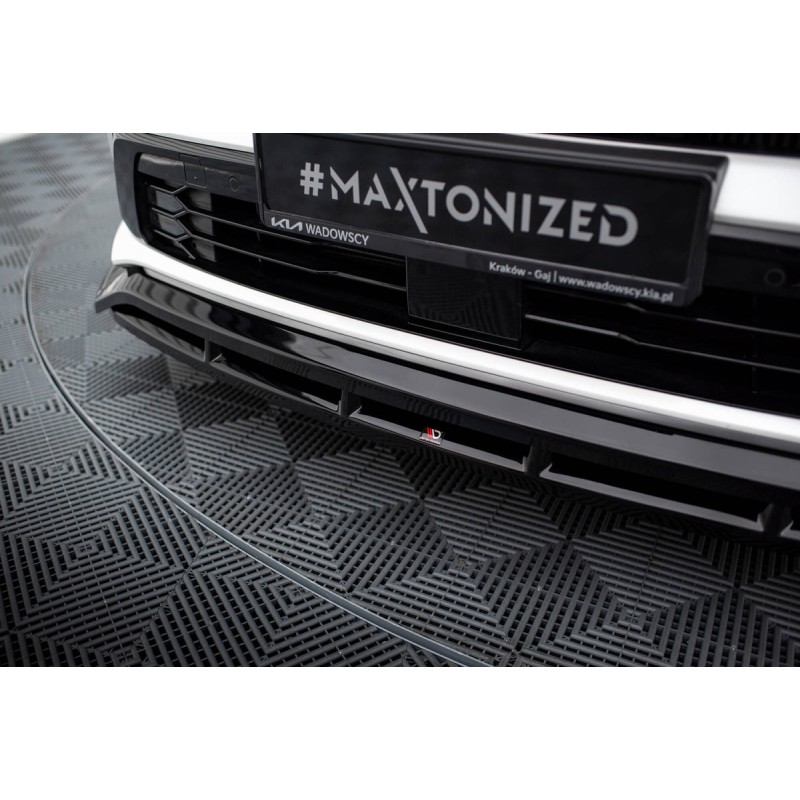 Kit carrosserie Maxton Design Kia Sorento Mk4 (2020-2023) : lame avant, bas de caisse, lame arrière, becquet