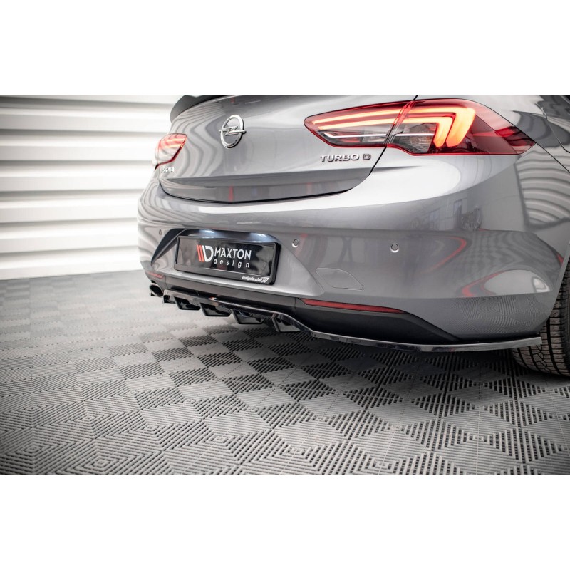 Kit carrosserie Maxton Design Opel Insignia Mk2 (2017-2020) : lame avant, bas de caisse, lame arrière, becquet