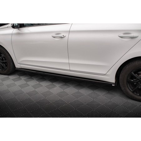 Kit carrosserie Maxton Design Hyundai I20 Mk2 restylée (2018-2020) : lame avant, bas de caisse, lame arrière, becquet