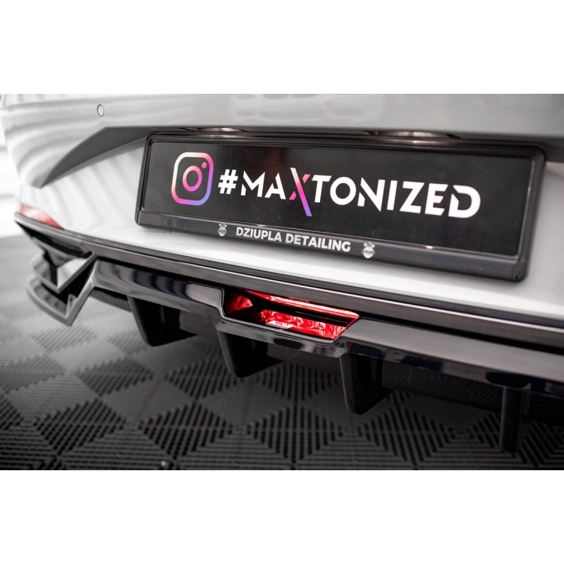 Kit carrosserie Maxton Design Hyundai Elantra Mk7 (2020-2023) : lame avant, bas de caisse, lame arrière, becquet