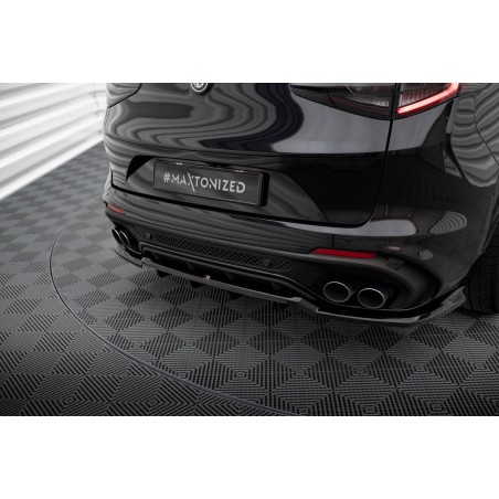 Kit carrosserie Maxton Design Alfa Romeo Stelvio Quadrifoglio Mk1 (2016+) : lame avant, bas de caisse, lame arrière, becquet