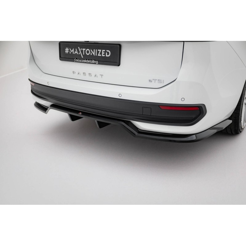 Kit carrosserie Maxton Design Volkswagen Passat B9 (2024+) : lame avant, bas de caisse, lame arrière, becquet