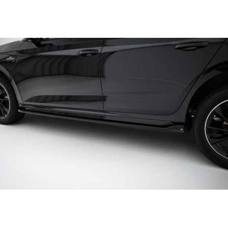 Kit carrosserie Maxton Design Skoda Kamiq Monte Carlo Mk1 restylée (2023+) : lame avant, bas de caisse, lame arrière, becquet