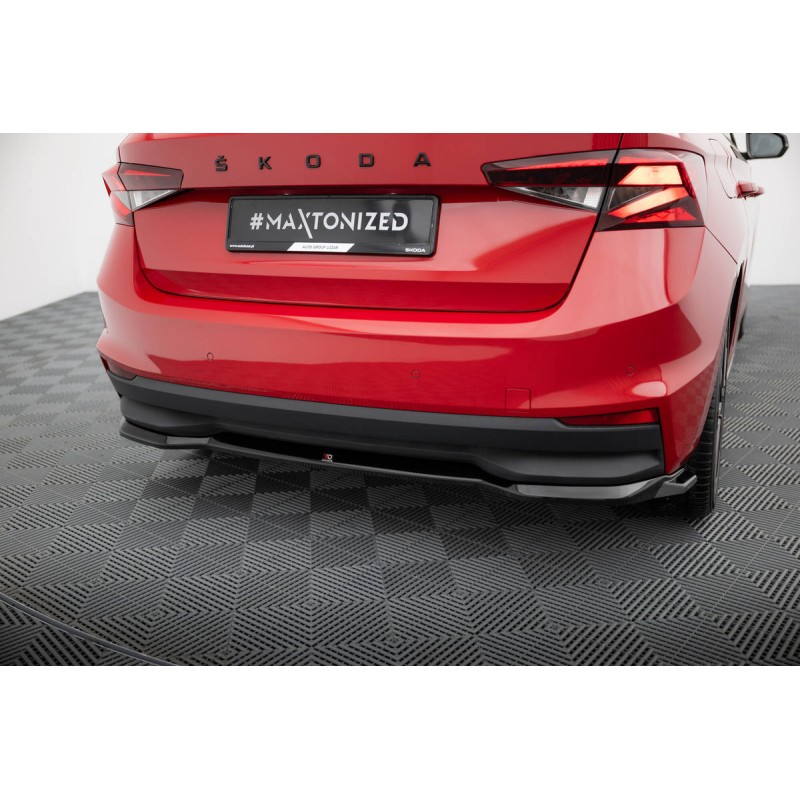 Kit carrosserie Maxton Design Skoda Fabia Mk4 (2021+) : lame avant, bas de caisse, lame arrière, becquet