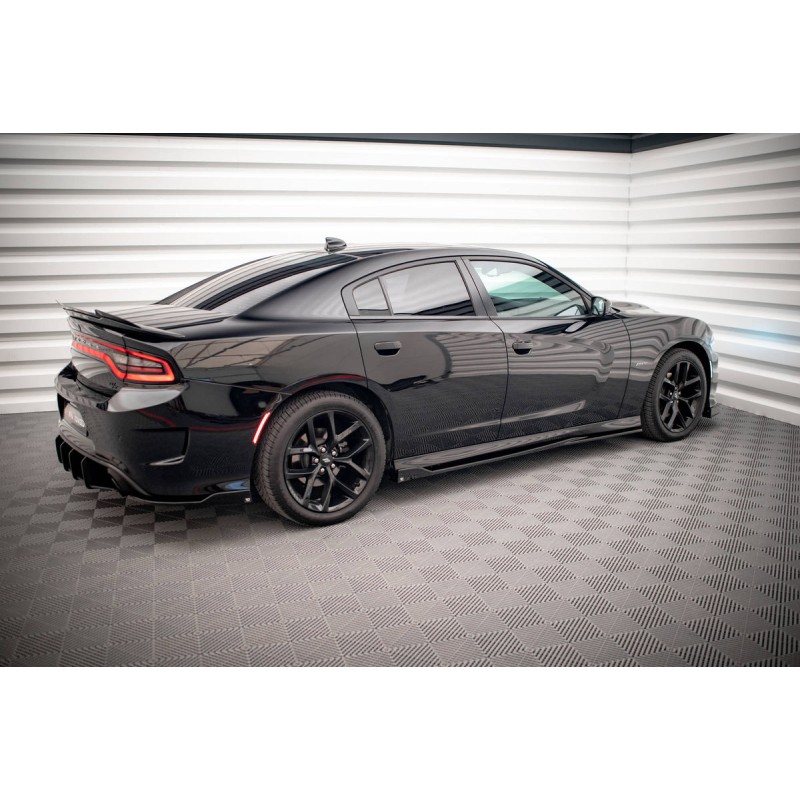 Kit carrosserie Maxton Design Dodge Charger SRT Mk7 restylée (2014-2023) : lame avant, bas de caisse, lames arrière, becquet
