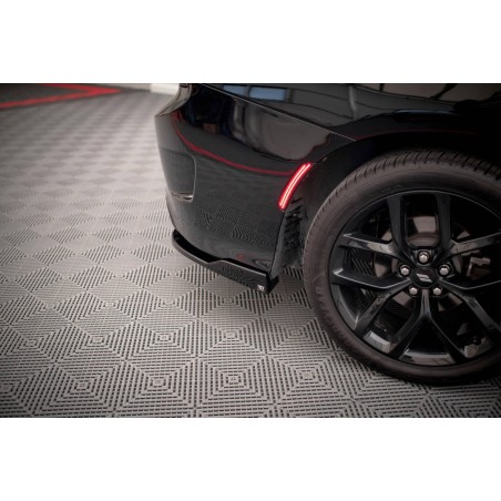 Kit carrosserie Maxton Design Dodge Charger SRT Mk7 restylée (2014-2023) : lame avant, bas de caisse, lames arrière, becquet