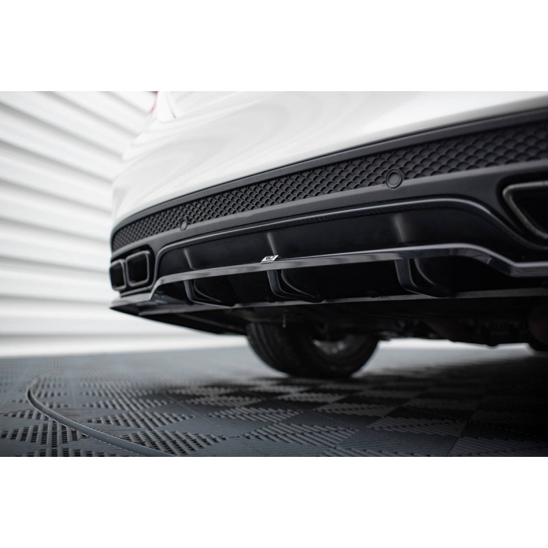 Kit carrosserie Maxton Design Mercedes-AMG C63 Berline / Break W205 / S205 (2015-2018) : lame avant, bas de caisse, lame arrière
