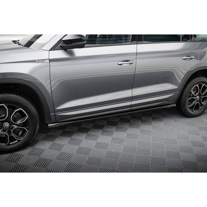 Kit carrosserie Maxton Design Skoda Kodiaq Sportline Mk1 restylée (2021-2023) : lame avant, bas de caisse, lame arrière, becquet