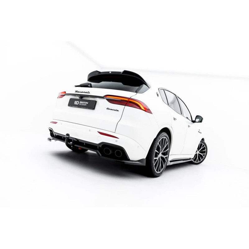 Kit carrosserie Maxton Design Maserati Grecale GT / Modena Mk1 (2022+) : lame avant, bas de caisse, lame arrière, becquet