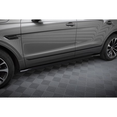 Kit carrosserie Maxton Design Bentley Bentayga Mk1 (2015-2020) : lame avant, bas de caisse, lame arrière, becquet