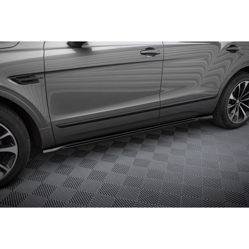 Kit carrosserie Maxton Design Bentley Bentayga Mk1 (2015-2020) : lame avant, bas de caisse, lame arrière, becquet