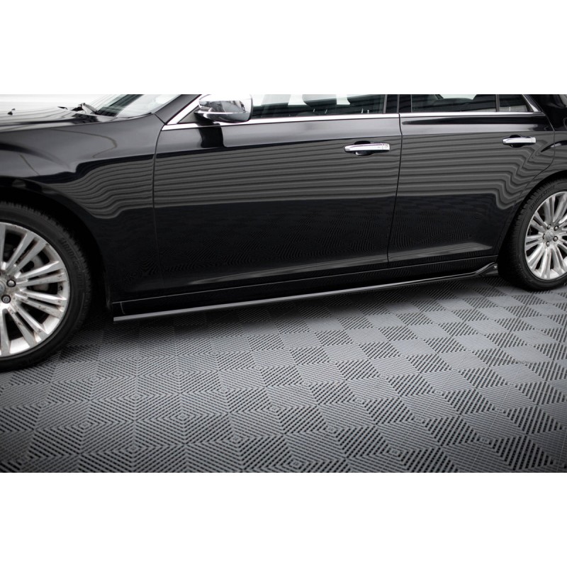 Kit carrosserie Maxton Design Chrysler 300 Mk2 (2011-2014) : lame avant, bas de caisse, lame arrière, lames arrière, becquet