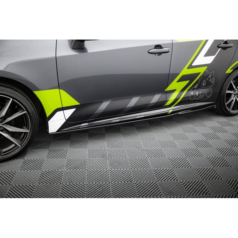 Kit carrosserie Maxton Design Toyota Corolla GR Sport Touring Sports Mk12 (2019-2023) : lame avant, bas de caisse, lame arrière