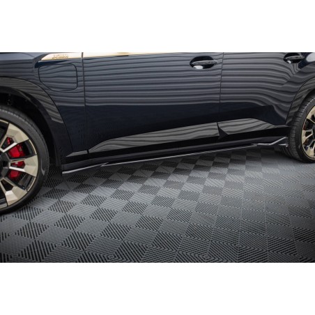 Kit carrosserie Maxton Design BMW XM G09 (2022+) : lame avant, bas de caisse, lame arrière, becquet