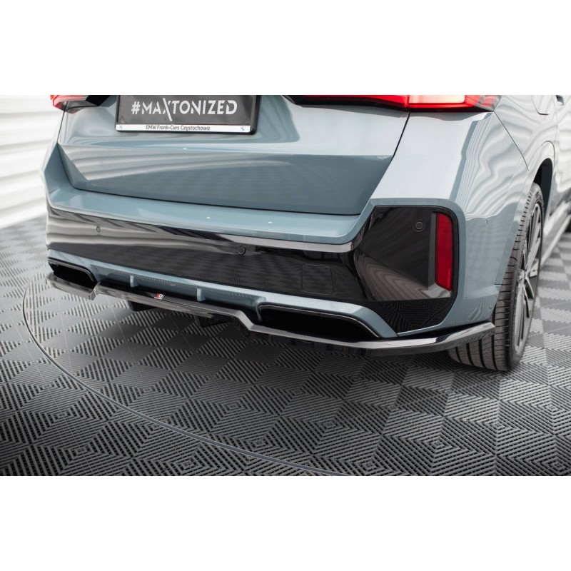 Kit carrosserie Maxton Design BMW X1 M-Pack U11 (2022+) : lame avant, bas de caisse, lame arrière, becquet