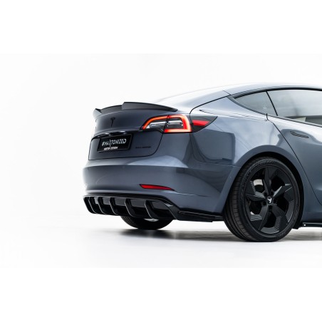 Kit carrosserie Maxton Design Tesla Model 3 (2017-2023) : lame avant, bas de caisse, diffuseur arrière, lames arrière